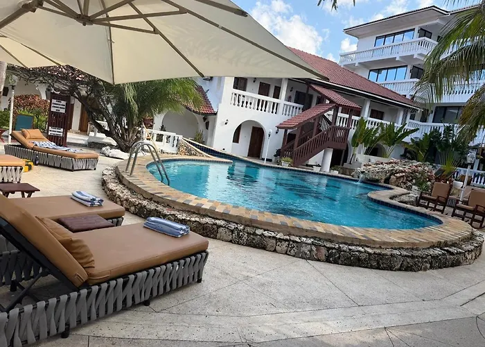 Best Western Jangwani Sea Breeze Resort